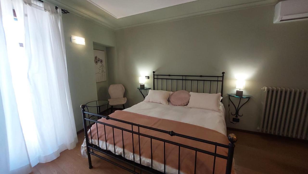 La Giolitta Rooms & Apartment Barolo Exteriör bild